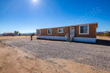 Main picture of 3939 N Aztec Rd