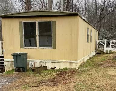 Main picture of 101 Moses Ct