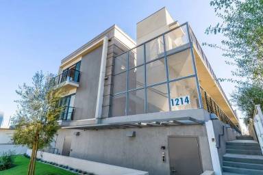 Main picture of 1214 Tennyson St
