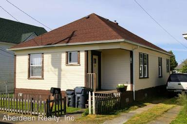 Main picture of 409 N St