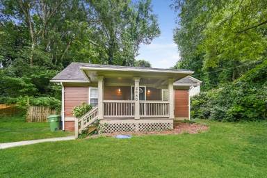 Main picture of 2690 Burton Rd NW