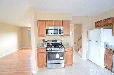 Main picture of 1861 Dexter Ave