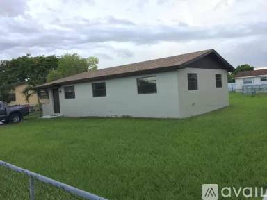 Main picture of 19822 SW 120th Ave