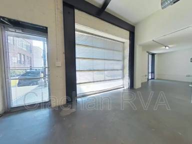 Main picture of T & E Apartments