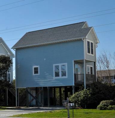 Main picture of 1011 S Topsail Dr