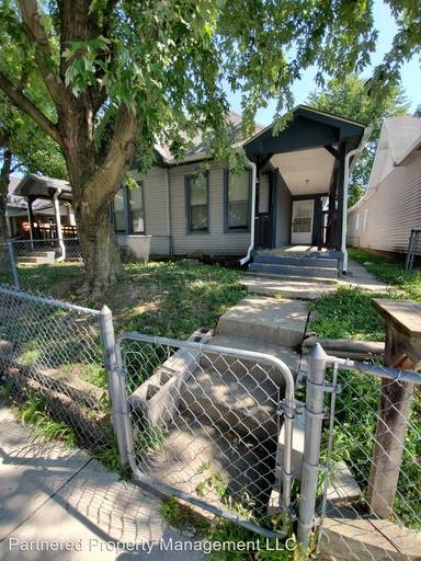 Main picture of 1245 S Reisner St