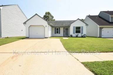 Main picture of 825 Maitland Dr