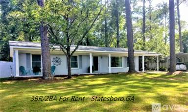 Main picture of 225 Circle Dr