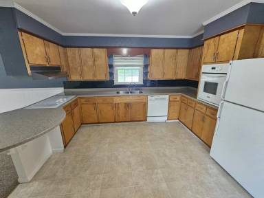 Main picture of 985 Melrose Dr