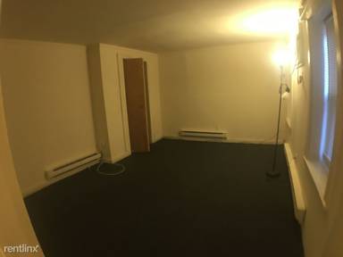 Main picture of 2044 Moravian St