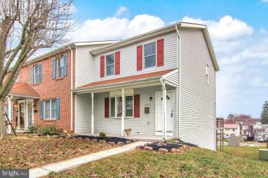 Main picture of 402 N Walnut St
