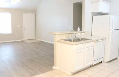 Main picture of 1302 Commerce Dr