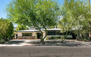 Main picture of 1720 Cochran St