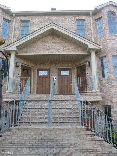 Main picture of 6616 70th St