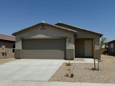 Main picture of 2483 Tapatio Dr