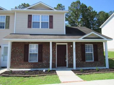 Main picture of 300 Meadowbrook Ln