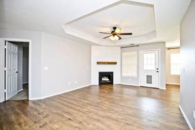 Main picture of 908 SW Terry Ln