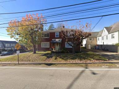Main picture of 2601 Oneil Blvd