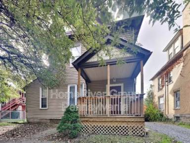 Main picture of 325 W Cunningham St