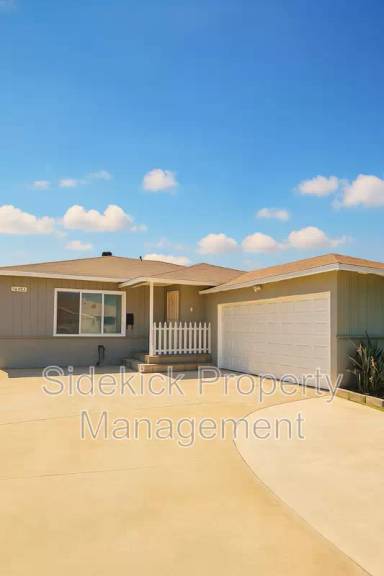 Main picture of 16323 McRae Ave