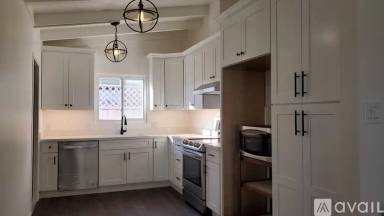 Main picture of 1851 Church Ave