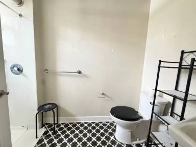 Main picture of The Huntley