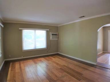 Main picture of 1105 Hobart St