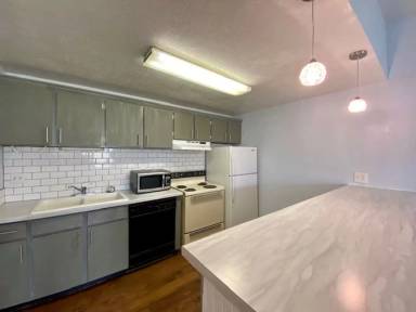 Main picture of Springtree Gardens Condo