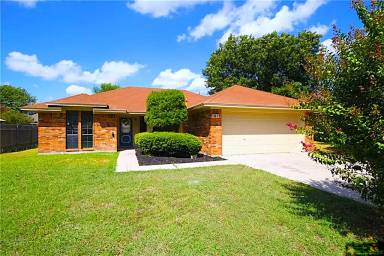 Main picture of 1813 Meadowbrook Dr