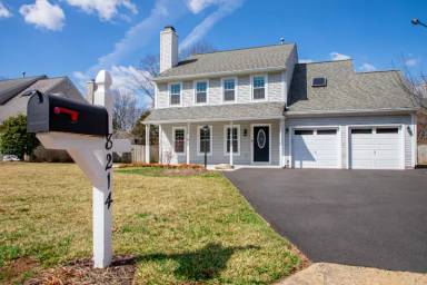 Main picture of 8214 Sunset Dr