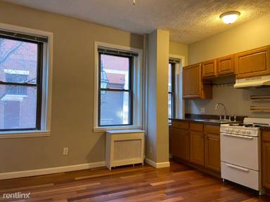 Main picture of 14 Irving St