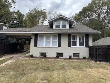 Main picture of 917 Military Rd