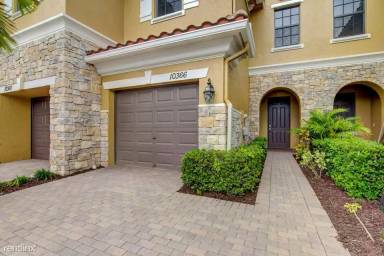 Main picture of 10366 Wellington Parc Dr
