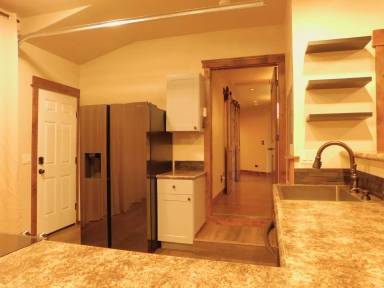 Main picture of 260 Riverside Dr
