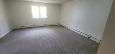 Main picture of 120 Fisherville Road