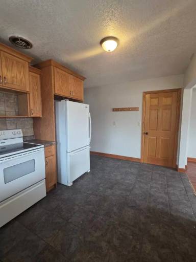 Main picture of 416 Bourland Ave