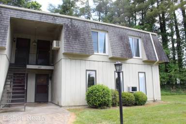 Main picture of 45 Jolly Ln