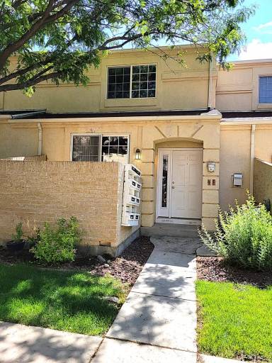Main picture of 4143 Outlook Blvd