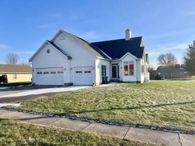 Main picture of 1707 Lynnwood Dr