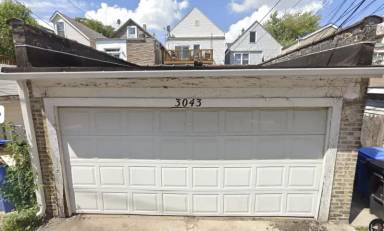 Main picture of 3043 N Southport Ave