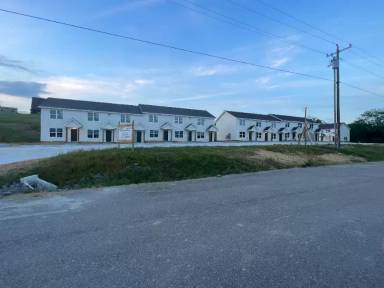 Main picture of 43 Jacksons Ln