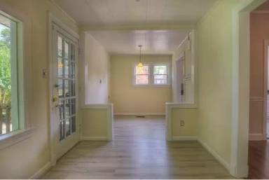 Main picture of 736 Holly St