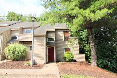 Main picture of 1462 Bradley Dr