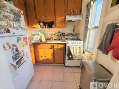 Main picture of 390 Sackett St