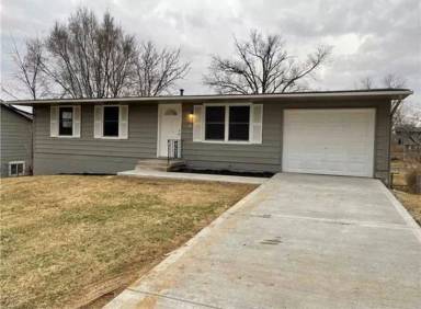 Main picture of 8507 Ann Ave