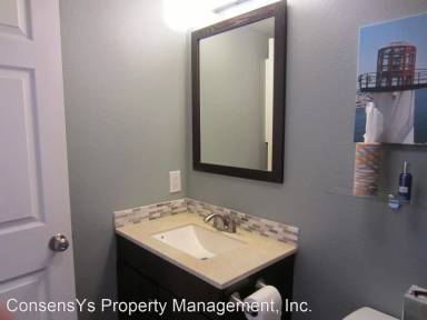 Main picture of 327 Chestnut Ave