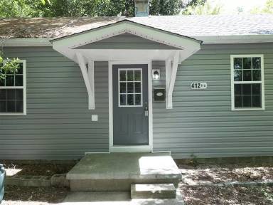 Main picture of 412 1/2 Chamberlain St