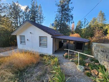 Main picture of 4085 S Idaho Rd