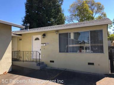 Main picture of 1320 Maple St