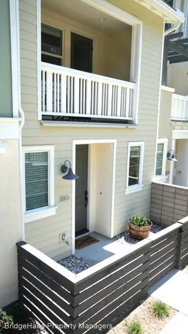 Main picture of 1111 Hibiscus Way
